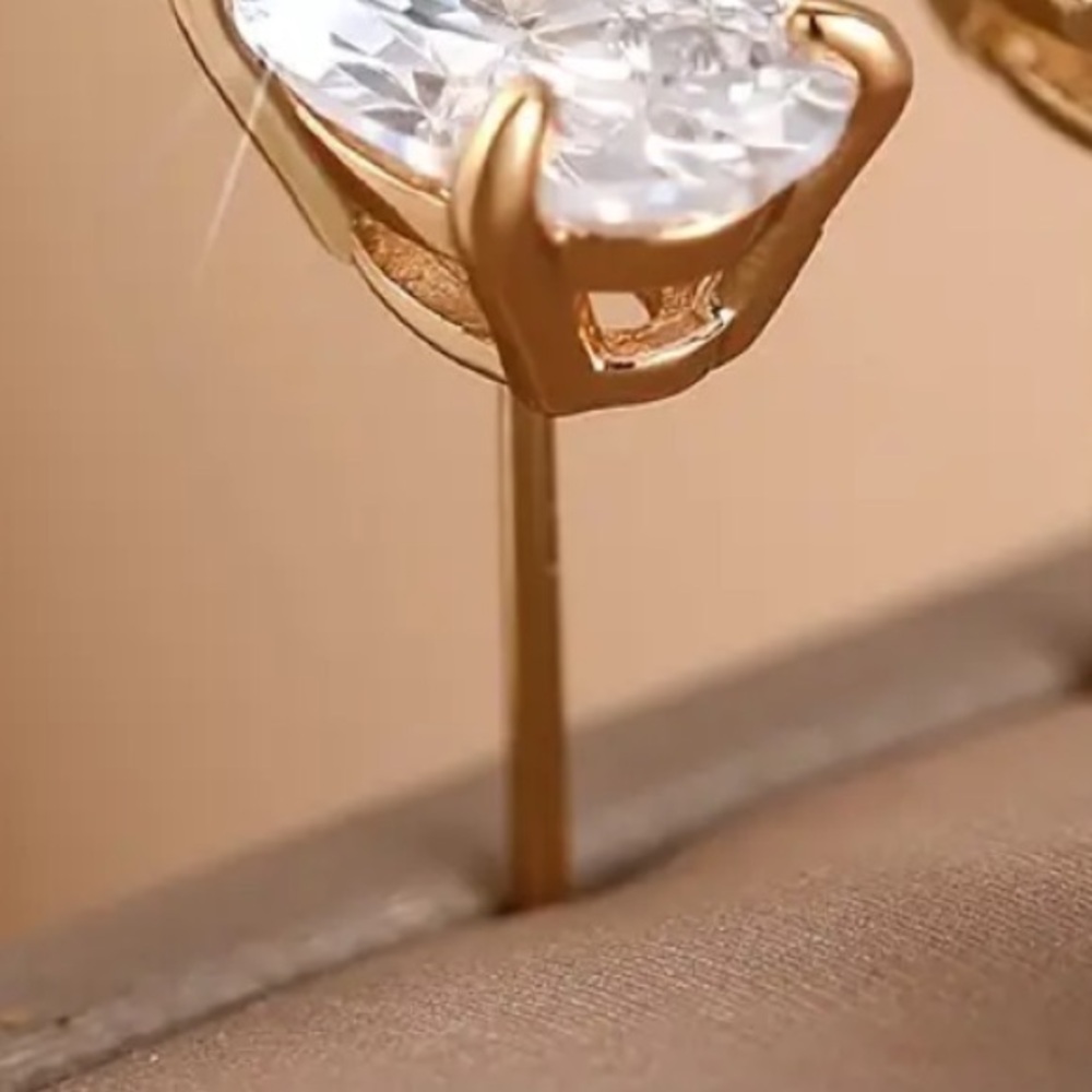 Stunning Radiant Cut Lab-Created Diamond Stud Earrings | Cushion Cut NWT - Picture 7 of 8